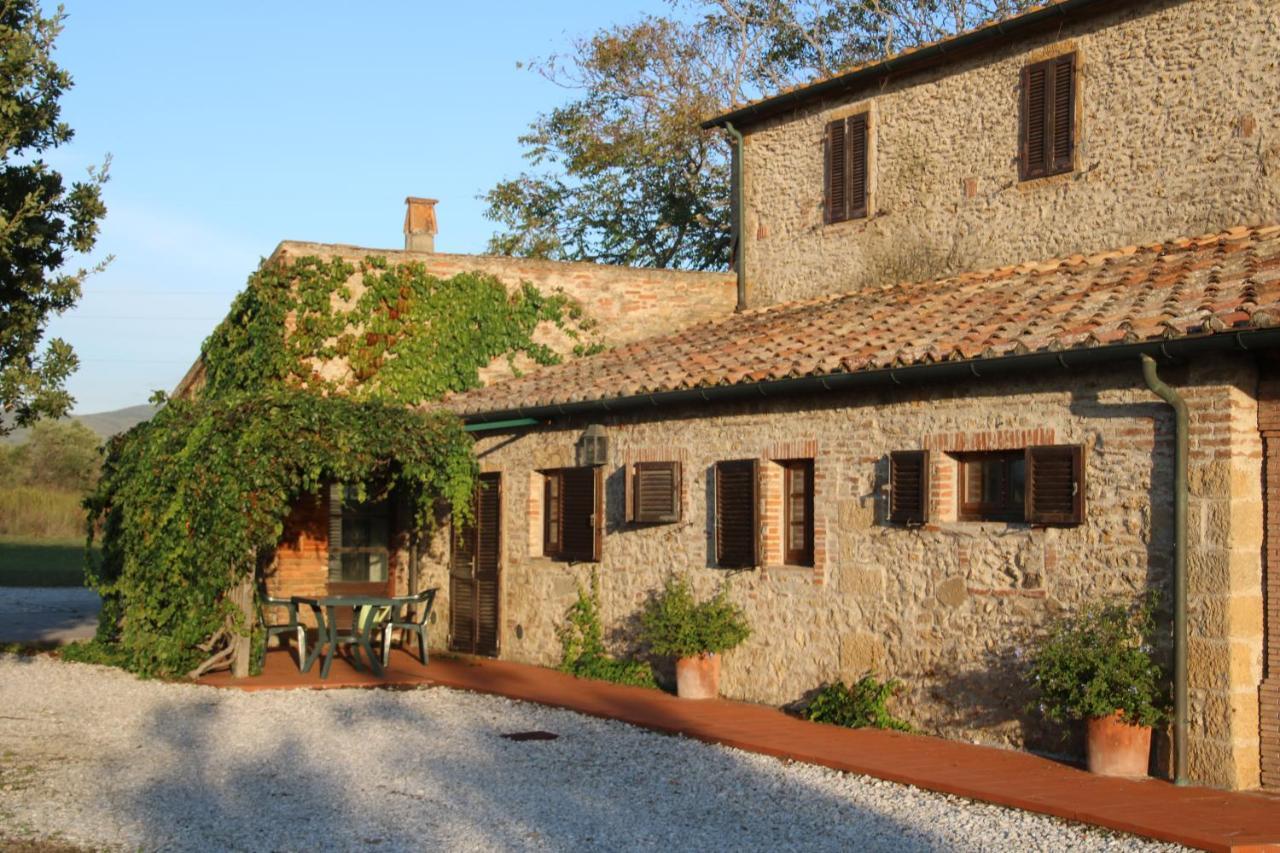 Podere Campo Alle Serpi Биббона Экстерьер фото