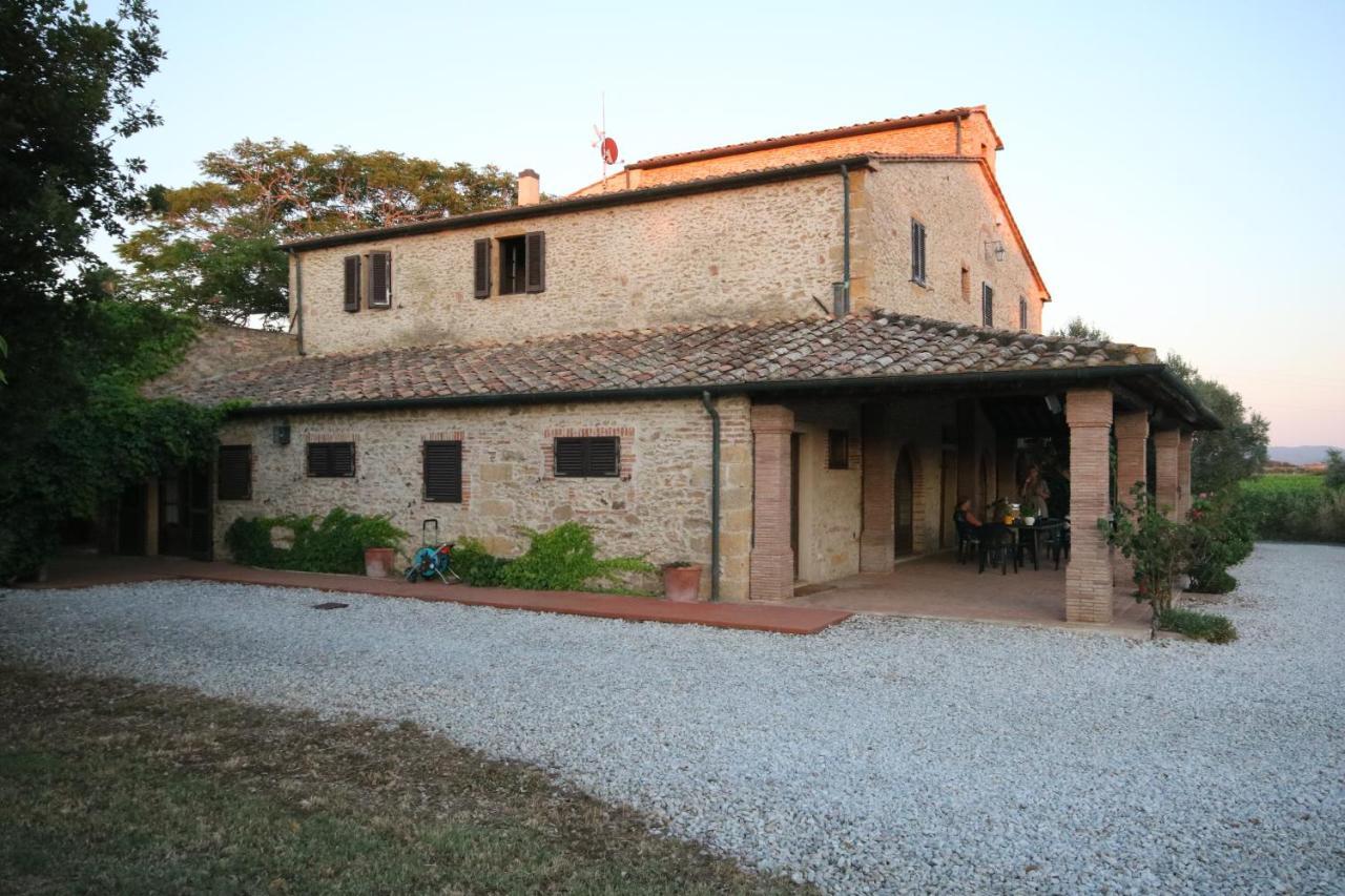 Podere Campo Alle Serpi Биббона Экстерьер фото