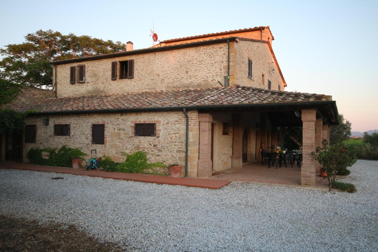 Podere Campo Alle Serpi Биббона Экстерьер фото