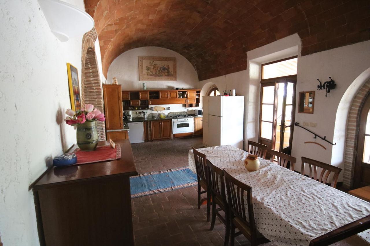 Podere Campo Alle Serpi Биббона Экстерьер фото