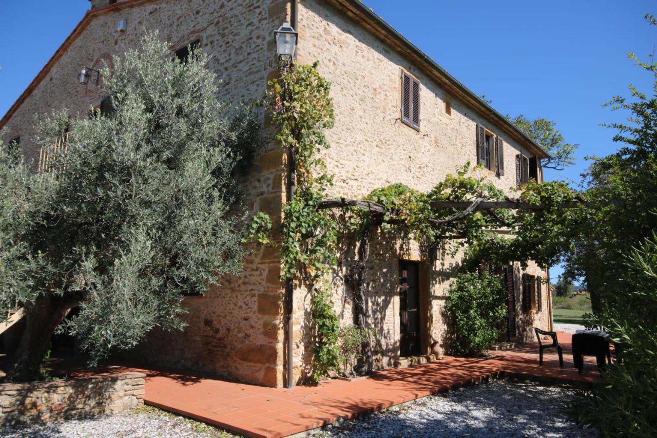 Podere Campo Alle Serpi Биббона Экстерьер фото
